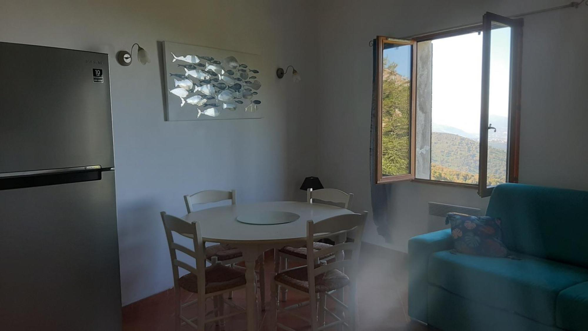 Loreto-di-Casinca Gite La Fontaine Corse חדר תמונה